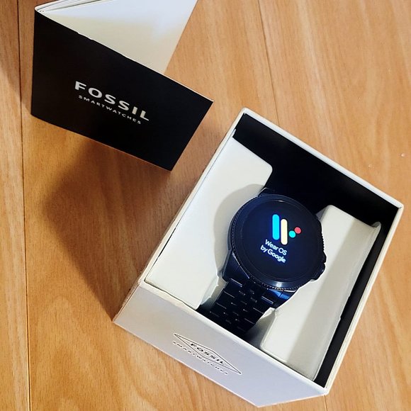Fossil Gen 5E Smartwatch Black Stainless Steel - Picture 3 of 3